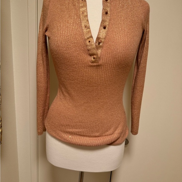 Women's  Tom Ford knitted silk cashmere 
Tan Sweater. - Picture 1 of 9